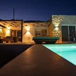 فيلة Kyma -