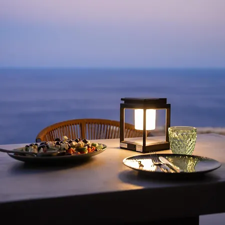 Villa Kyma - *